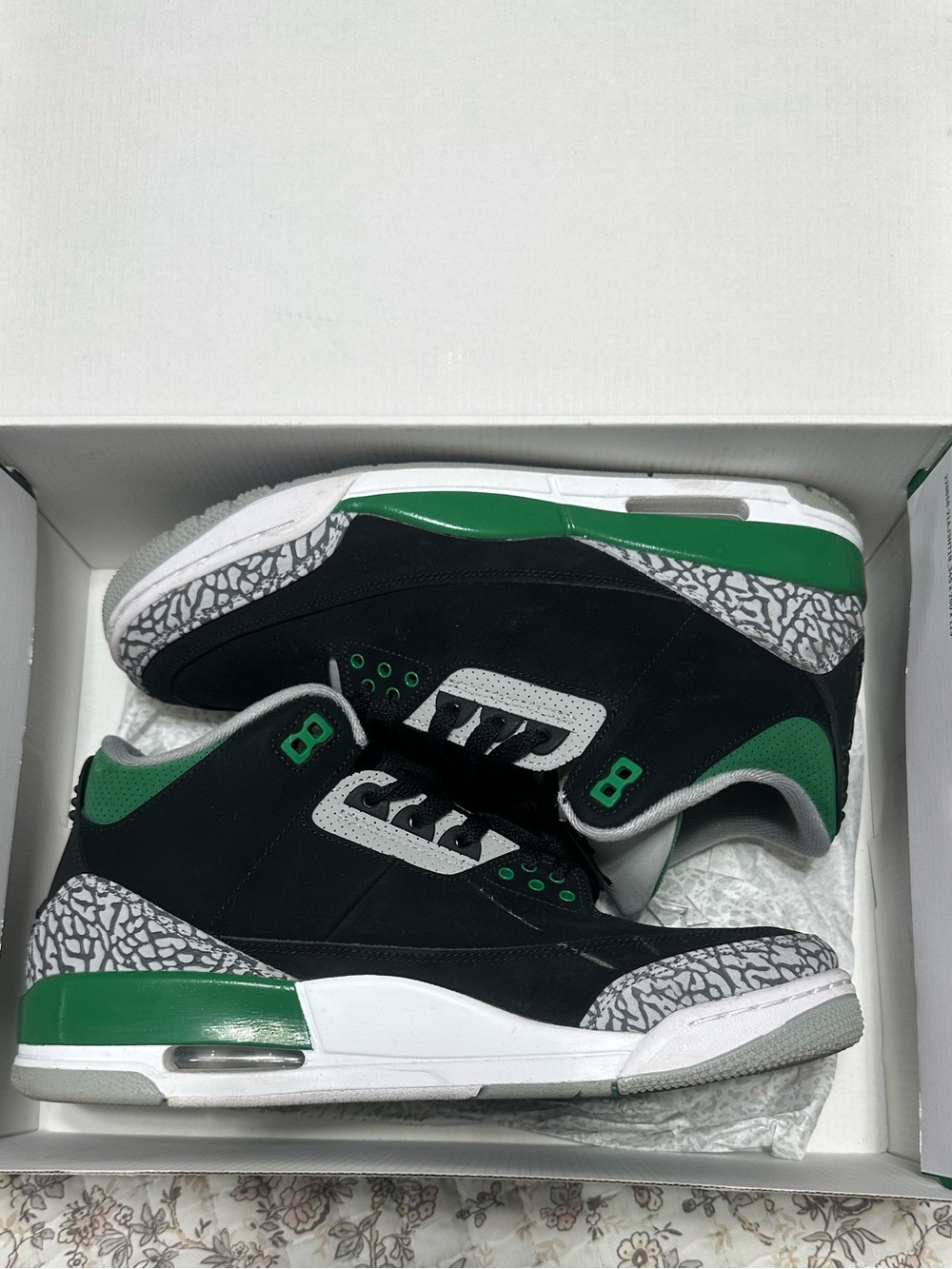 Men's Black and Green Retro Basketball Sneakers